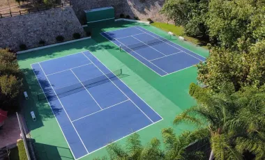 EN VENTA HERMOSA RESIDENCIA EN EL EXCLUSIVO FRACCIONAMIENTO 