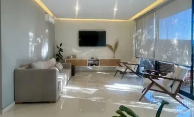 EN VENTA HERMOSA RESIDENCIA EN EL EXCLUSIVO FRACCIONAMIENTO 
