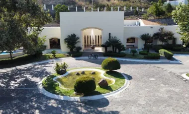EN VENTA HERMOSA RESIDENCIA EN EL EXCLUSIVO FRACCIONAMIENTO 