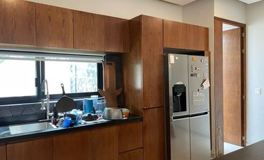 EN VENTA HERMOSA RESIDENCIA EN EL EXCLUSIVO FRACCIONAMIENTO 