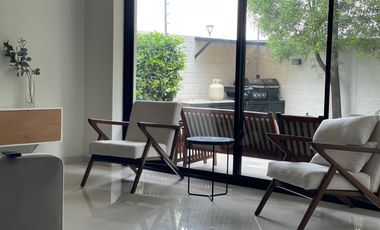 EN VENTA HERMOSA RESIDENCIA EN EL EXCLUSIVO FRACCIONAMIENTO 