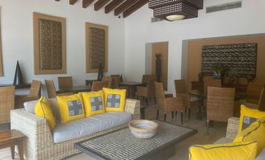 EN VENTA HERMOSA RESIDENCIA EN EL EXCLUSIVO FRACCIONAMIENTO 