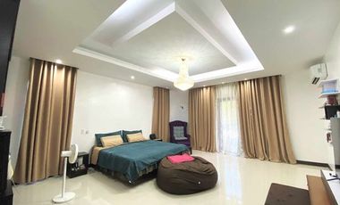 2-Storey Single Detached Mansion in South Green Heights Village Muntinlupa City