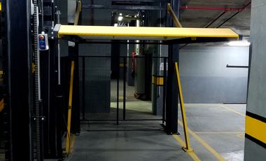 Arriendo Oficina Calle 106 con Autopista Norte - Recorrido Virtual 360°