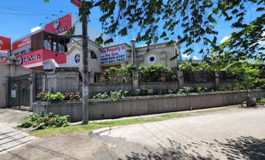 Commercial corner lot for sale near AUF! Clean title.