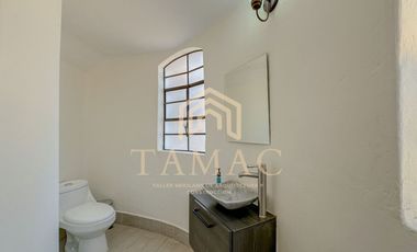 RENTA DE CASA EN MIRAVAL PARA NEGOCIOS O CASA