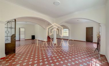 RENTA DE CASA EN MIRAVAL PARA NEGOCIOS O CASA