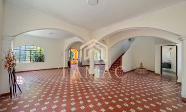 RENTA DE CASA EN MIRAVAL PARA NEGOCIOS O CASA