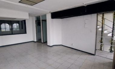 Oficina corporativa de 218 m² sobre avenida principal del Fracc. Reforma
