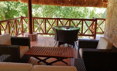 CASA EN VENTA CON MUELLE BACALAR QUNTANA ROO