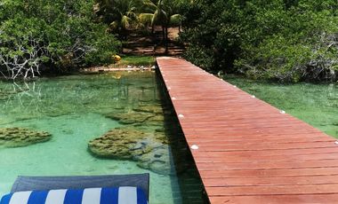 CASA EN VENTA CON MUELLE BACALAR QUNTANA ROO