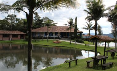 FINCA HOTEL EN VENTA - LA CEJA