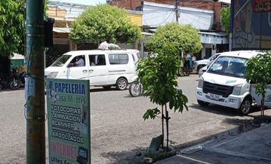 AMPLIA Y CENTRAL CASA PARA PROYECTO COMERCIAL EN SAN SEBASTIÁN DE MARIQUITA (TOLIMA) EN VENTA