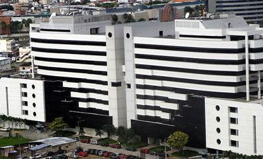 Alquiler de estratégica oficina con acabados modernos en sector Kennedy Norte, Guayaquil