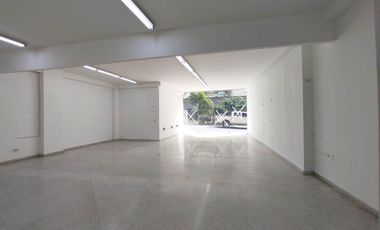 PR21849 Local en venta en el sector Calle Larga