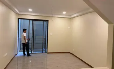 Makati 4bed townhouse rental