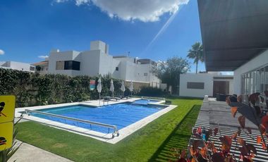 ¡Casa en Condominio Hacienda Juriquilla Santa Fe Disponible Ahora!