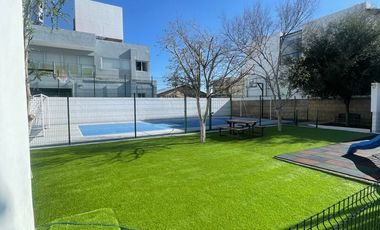 ¡Casa en Condominio Hacienda Juriquilla Santa Fe Disponible Ahora!