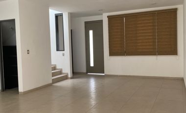 Casa en venta en Punta del Este a 2 cuadras de Walmart