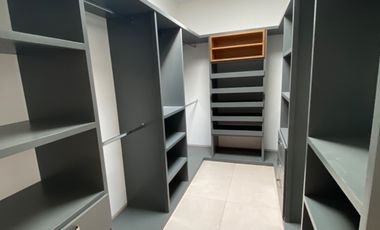 Casa en venta en Punta del Este a 2 cuadras de Walmart