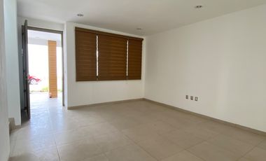 Casa en venta en Punta del Este a 2 cuadras de Walmart
