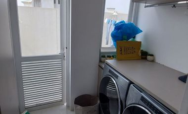 Samborondon, Renta Lujosa Casa 5 Dorm Amoblada con Piscina Vista Al Lago