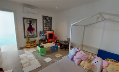 Samborondon, Renta Lujosa Casa 5 Dorm Amoblada con Piscina Vista Al Lago