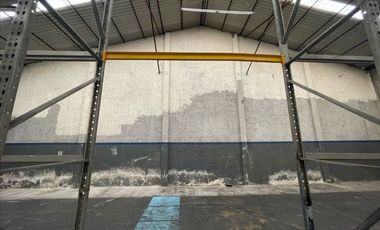 Bodega en renta de 2500 m2 en Av. Ceylan