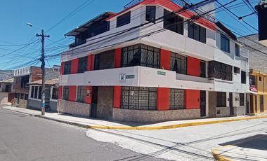 VENDO CASA EN EL SECTOR DE LA MAGDALENA, AMPLIA, SEGURA, ESQUINERA, RENTERA