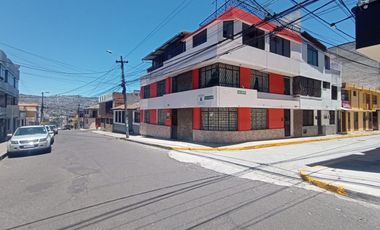 VENDO CASA EN EL SECTOR DE LA MAGDALENA, AMPLIA, SEGURA, ESQUINERA, RENTERA