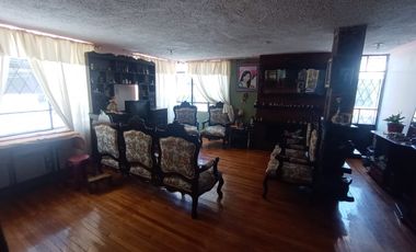 VENDO CASA EN EL SECTOR DE LA MAGDALENA, AMPLIA, SEGURA, ESQUINERA, RENTERA