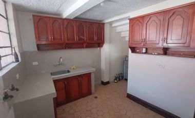 VENDO CASA EN EL SECTOR DE LA MAGDALENA, AMPLIA, SEGURA, ESQUINERA, RENTERA