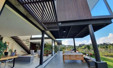 Casa  en arriendo Alto de Palmas