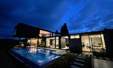 Casa  en arriendo Alto de Palmas