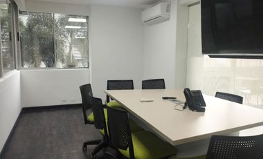 PR21834 Oficina en venta en el sector Milla de Oro