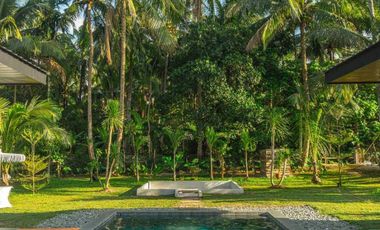 Villa for sale in Alfonsos, Cavite