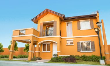 5-bedroom Single Attached House For Sale in San Pablo Laguna