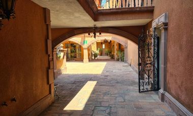 VENTA DE HOTELES PARA ENTRETENIMIENTO Y DIVERSOS GIROS  EN EL CENTRO HISTORICO DE QUERÉTARO.