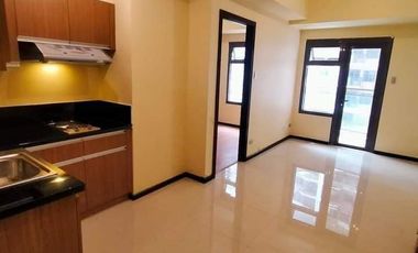 Rent-to-Own 1 Bedroom Unit For Sale in Radiance Manila Bay Roxas Blvd Pasay