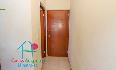 Casa con tres terrazas, roof garden, 2 estacionamientos