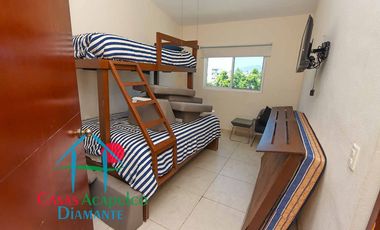 Casa con tres terrazas, roof garden, 2 estacionamientos