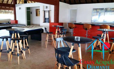 Casa con tres terrazas, roof garden, 2 estacionamientos