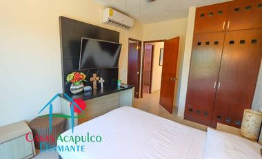 Casa con tres terrazas, roof garden, 2 estacionamientos