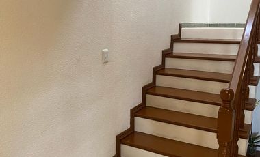 VENTA DE CASA REMODELADA AMPLIA EN TLALNEPANTLA