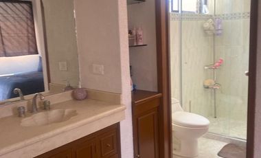 VENTA DE CASA REMODELADA AMPLIA EN TLALNEPANTLA