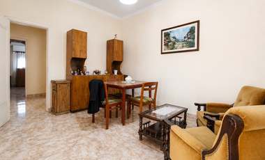 Castelar Norte - Venta - Chalet 3 Ambientes Impecable