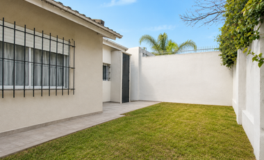 Castelar Norte - Venta - Chalet 3 Ambientes Impecable