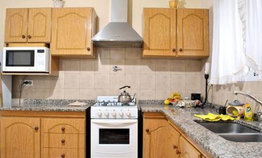 Castelar Norte - Venta - Chalet 3 Ambientes Impecable