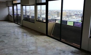 Departamento Penthouse en Alquiler Centro de Guayaquil, 3 Hab, 4 Bañ
