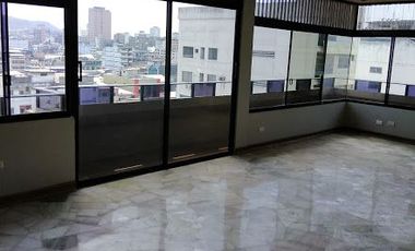 Departamento Penthouse en Alquiler Centro de Guayaquil, 3 Hab, 4 Bañ